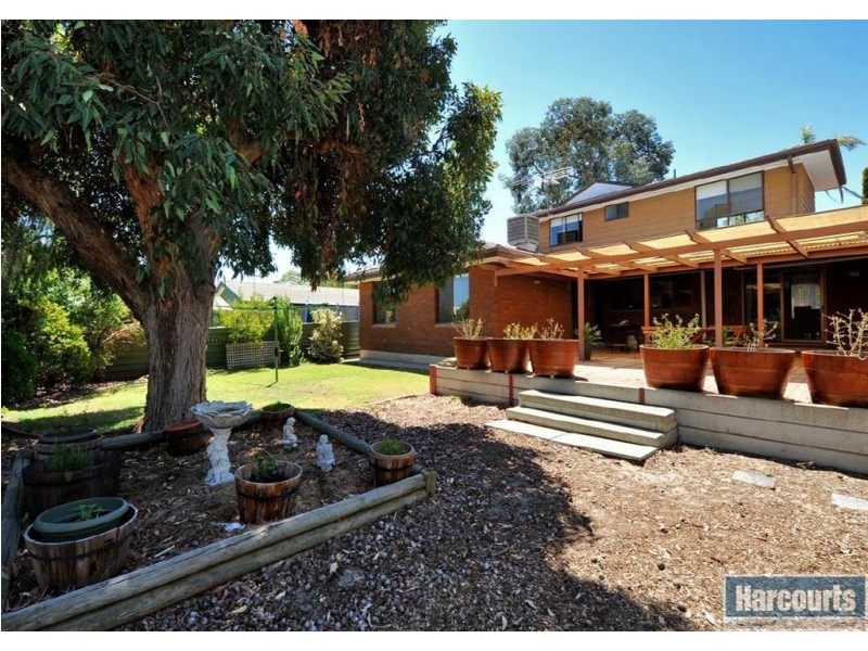 28 Hamilton Crescent, Aberfoyle Park SA 5159