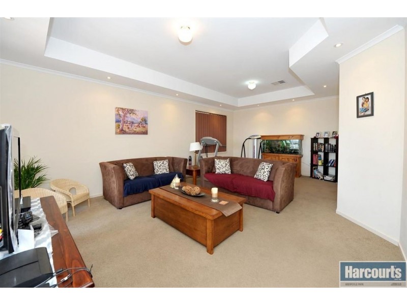 40 Torquay Drive, Seaford Rise SA 5169