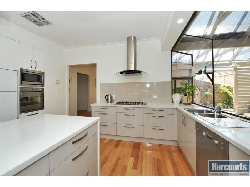 3 Monterey Pine Drive, Aberfoyle Park SA 5159