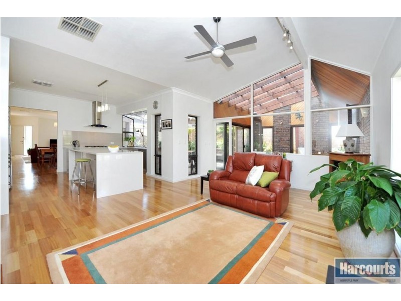 3 Monterey Pine Drive, Aberfoyle Park SA 5159