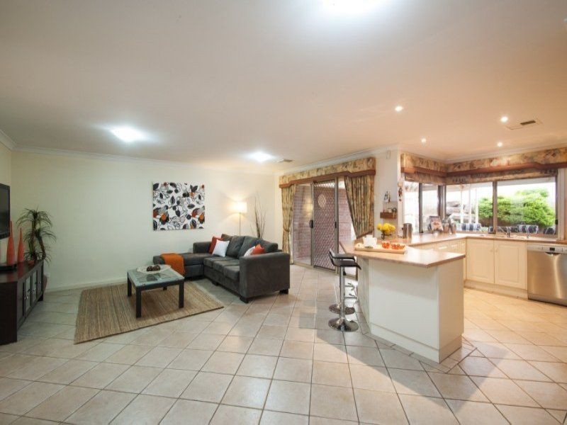 4 Douglas Fir Court, Aberfoyle Park SA 5159