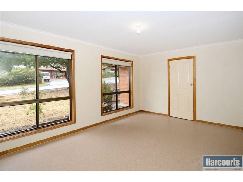 10 Hub Drive, Aberfoyle Park SA 5159