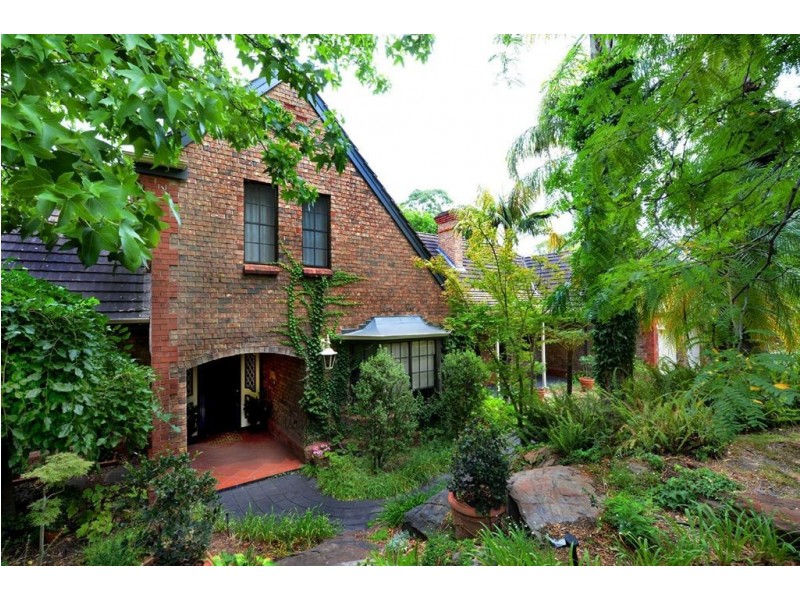 15 Glendale Avenue, Flagstaff Hill SA 5159