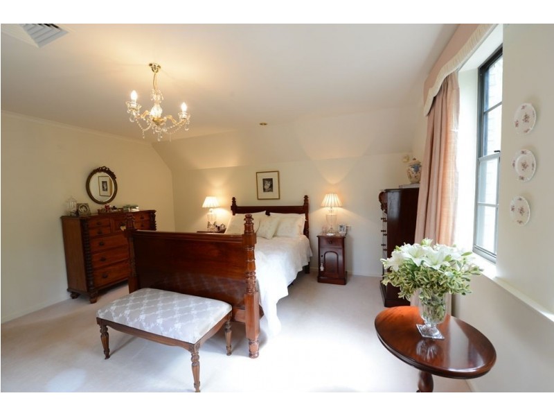 15 Glendale Avenue, Flagstaff Hill SA 5159