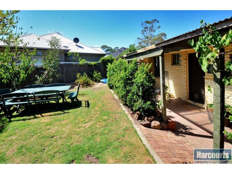 1 Lorina Court, Flagstaff Hill SA 5159