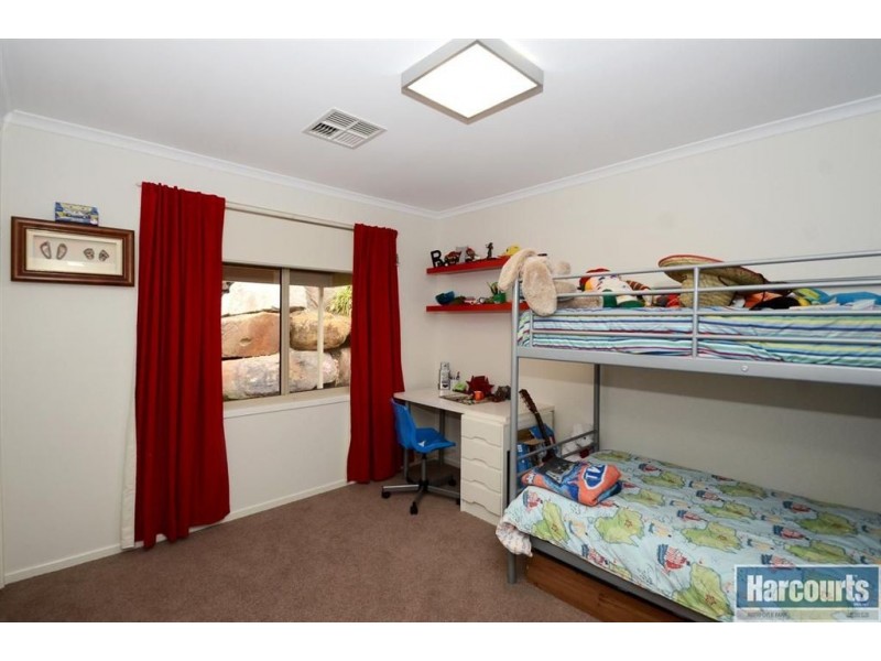 2 Cypress Court, Flagstaff Hill SA 5159