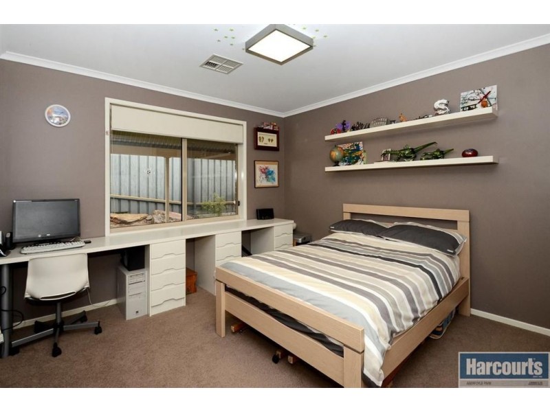 2 Cypress Court, Flagstaff Hill SA 5159