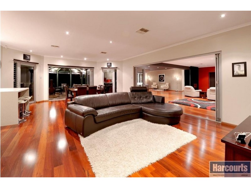 30 Vaucluse Drive, Happy Valley SA 5159