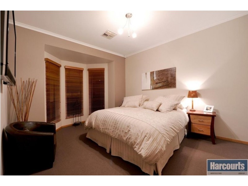 30 Vaucluse Drive, Happy Valley SA 5159