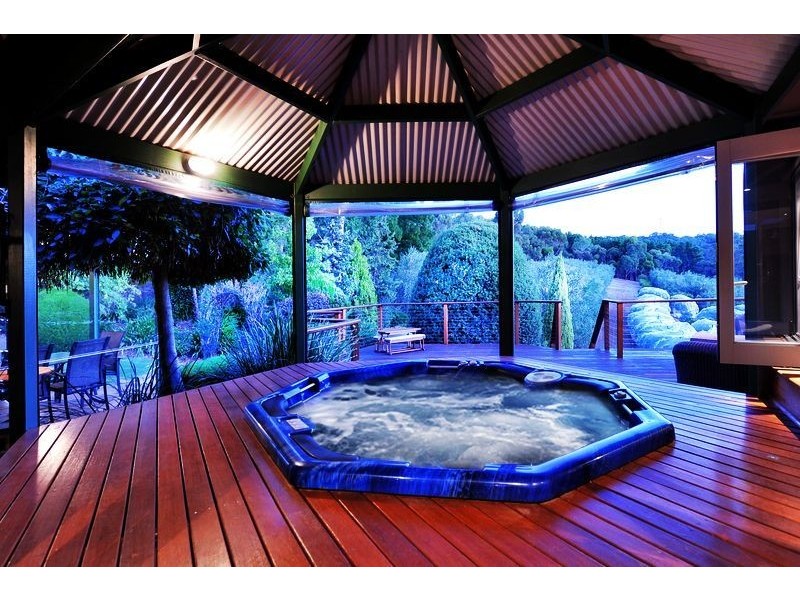 30 Vaucluse Drive, Happy Valley SA 5159