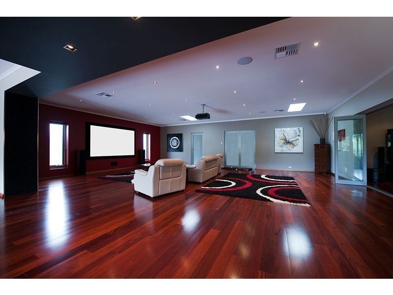 30 Vaucluse Drive, Happy Valley SA 5159