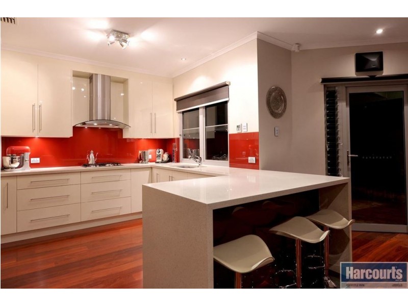 30 Vaucluse Drive, Happy Valley SA 5159