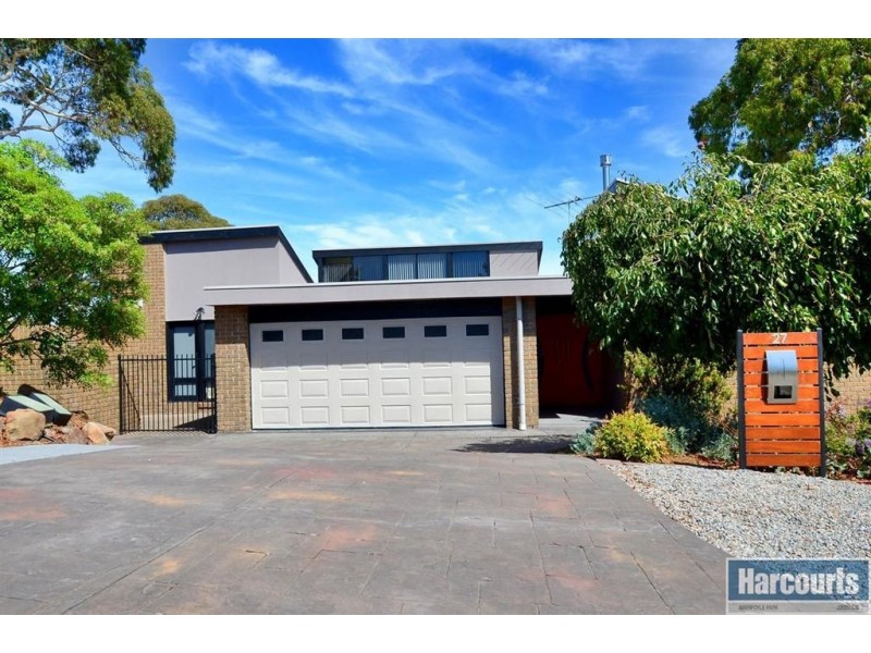 27 Kingfisher Circuit, Flagstaff Hill SA 5159