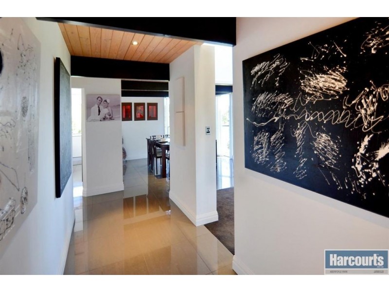 27 Kingfisher Circuit, Flagstaff Hill SA 5159