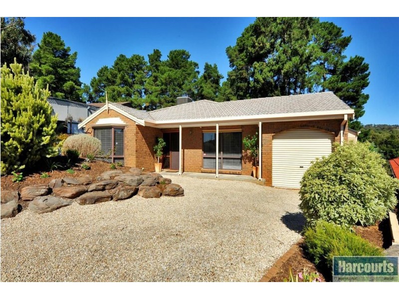 11 Walters Crescent, Aberfoyle Park SA 5159