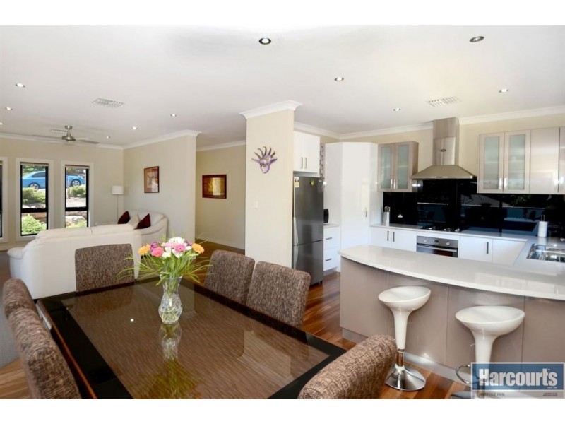 26 Sturt Approach, Flagstaff Hill SA 5159