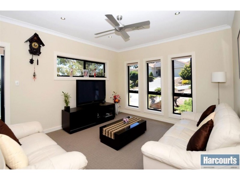 26 Sturt Approach, Flagstaff Hill SA 5159