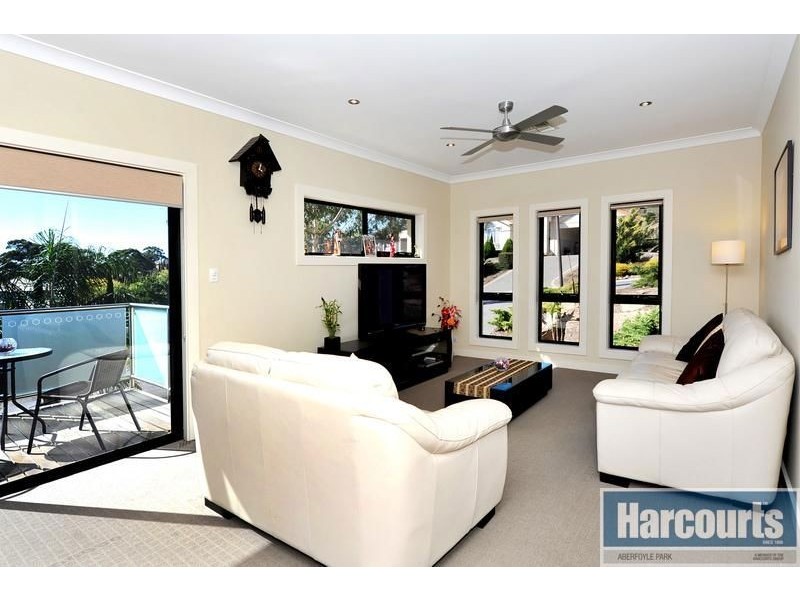 26 Sturt Approach, Flagstaff Hill SA 5159