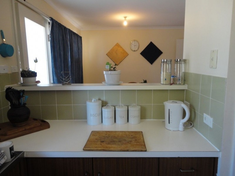 29 Narvik Crescent, Hackham West SA 5163