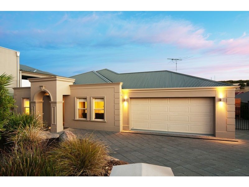 4 Coulter Street, Flagstaff Hill SA 5159