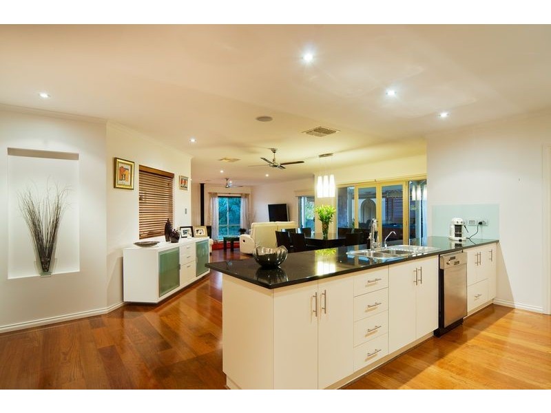 4 Coulter Street, Flagstaff Hill SA 5159