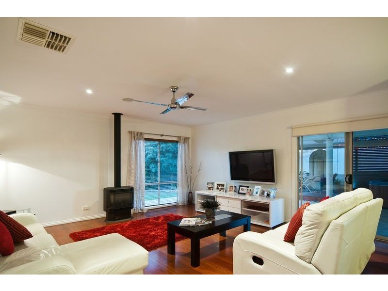 4 Coulter Street, Flagstaff Hill SA 5159