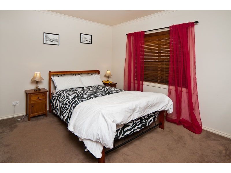 4 Coulter Street, Flagstaff Hill SA 5159