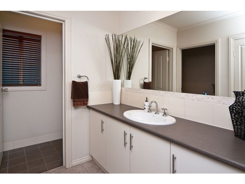 4 Coulter Street, Flagstaff Hill SA 5159