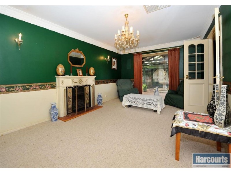 28 Minta Road, Happy Valley SA 5159