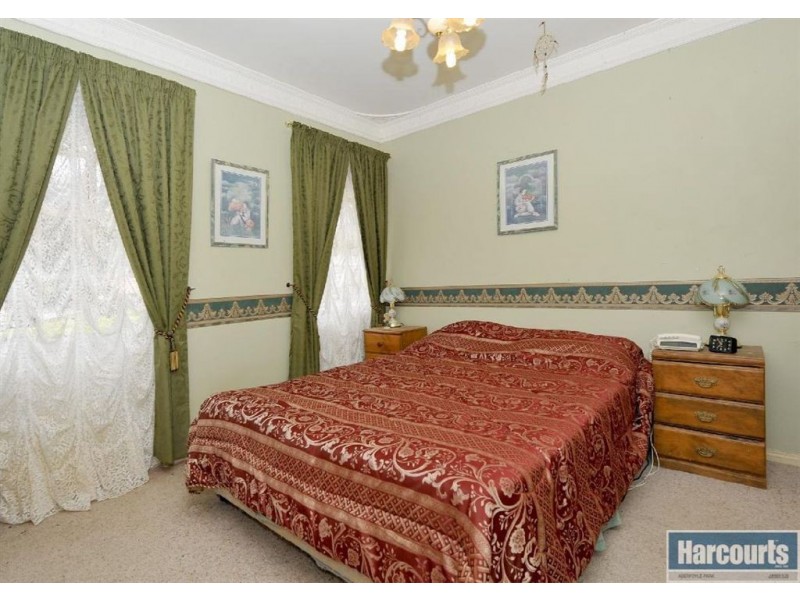 28 Minta Road, Happy Valley SA 5159