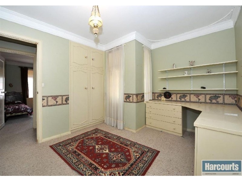 28 Minta Road, Happy Valley SA 5159