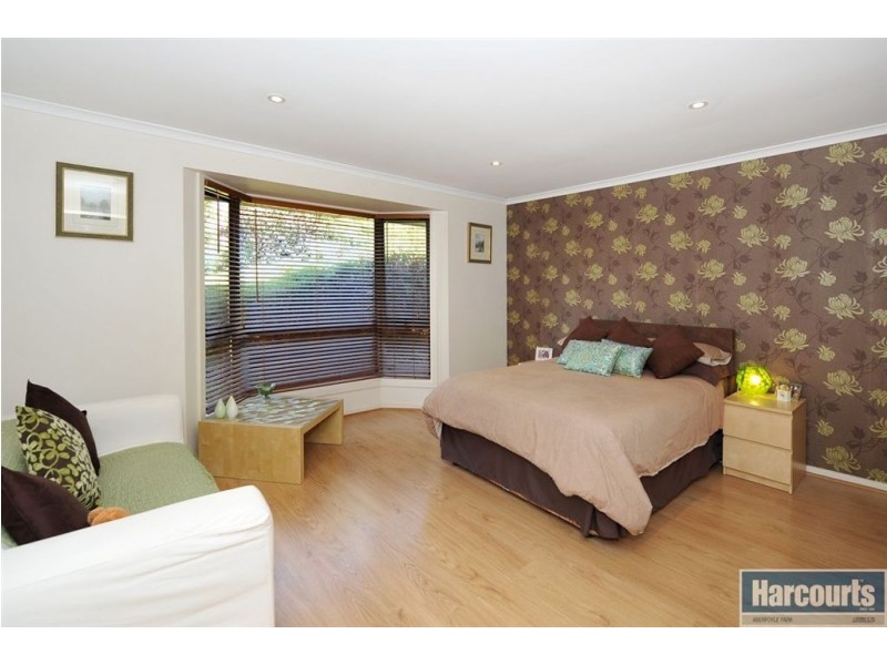 19 Twilight Drive, Happy Valley SA 5159