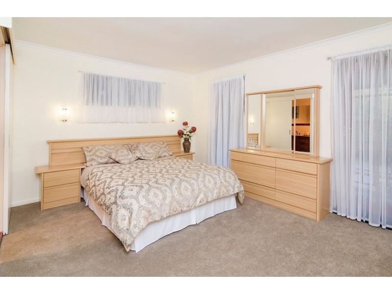 33 Braeside Avenue, Reynella East SA 5161