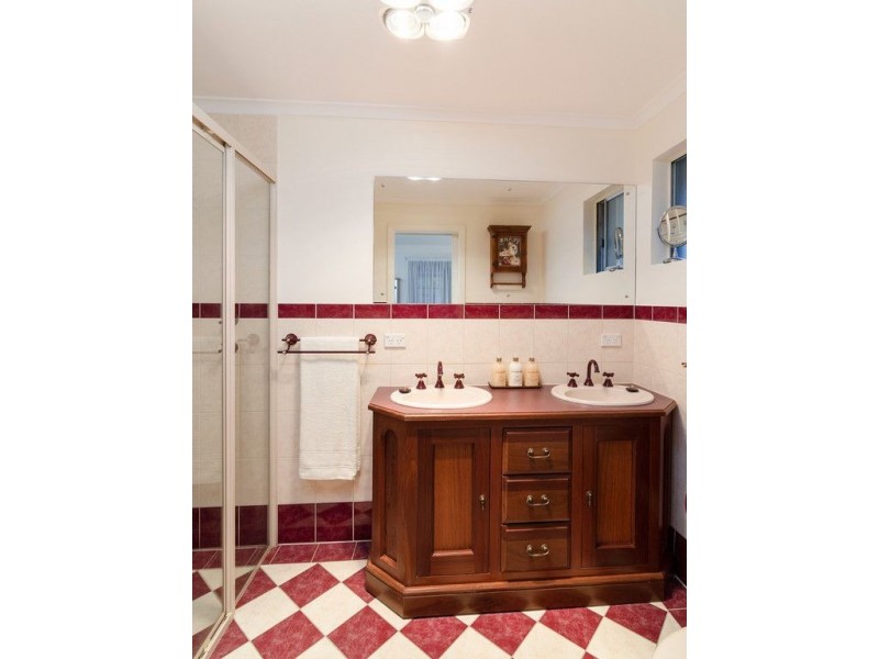 33 Braeside Avenue, Reynella East SA 5161