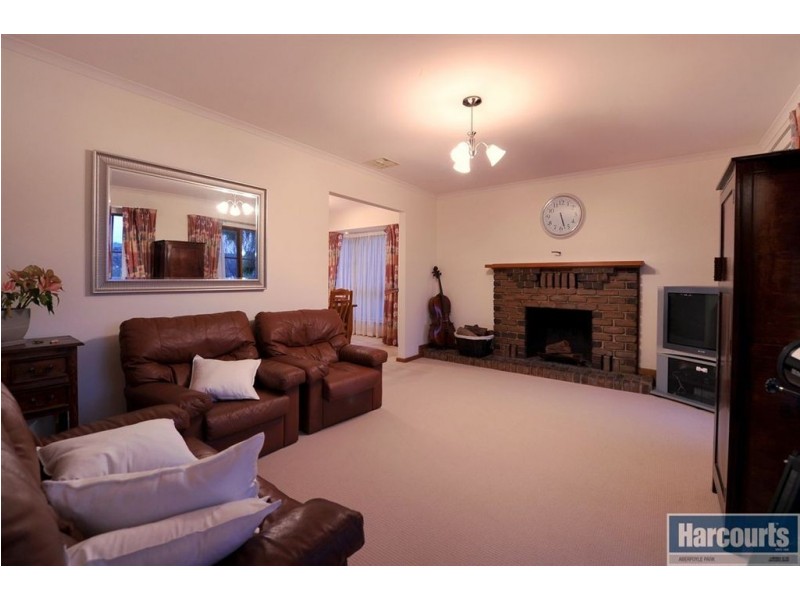 42 York Drive, Flagstaff Hill SA 5159