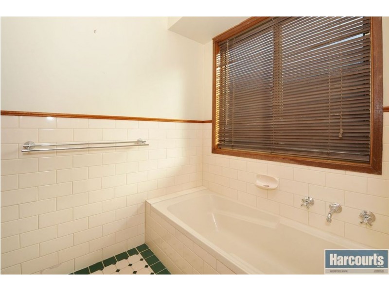 39 Monterey Pine Drive, Aberfoyle Park SA 5159