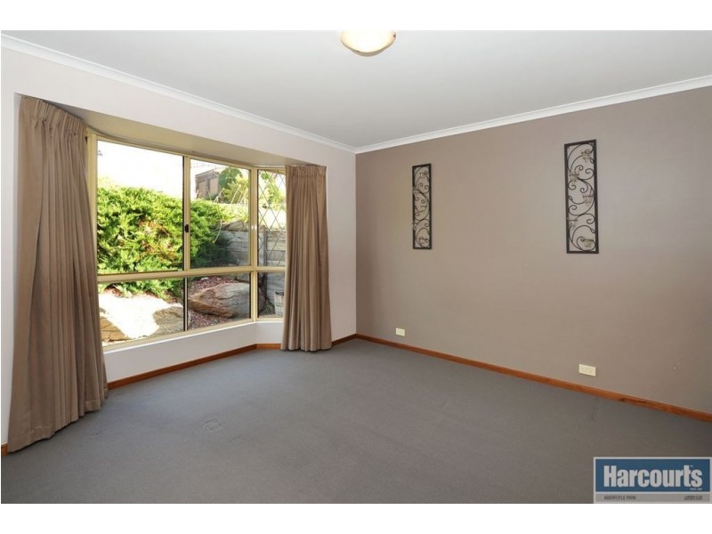 39 Monterey Pine Drive, Aberfoyle Park SA 5159