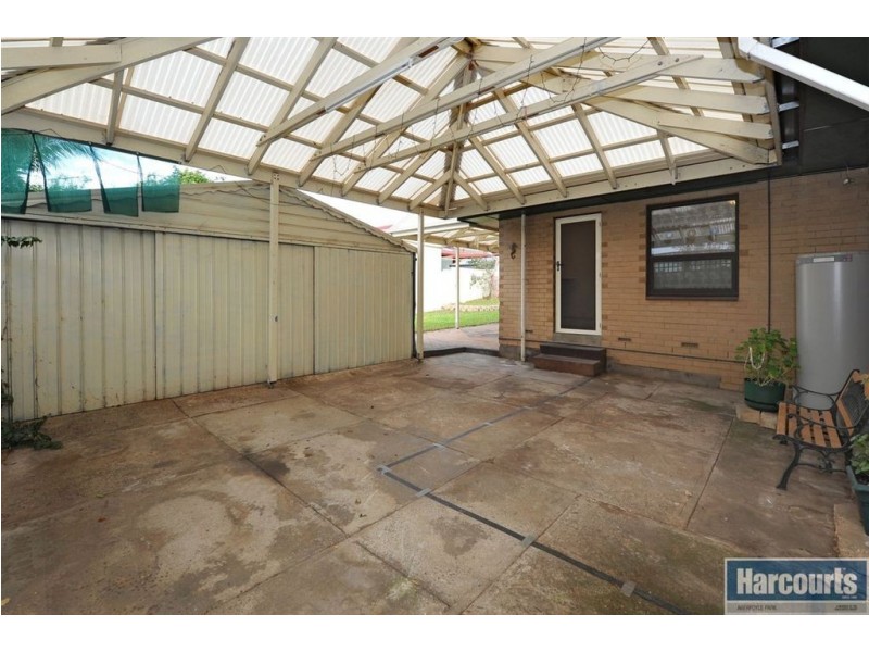 42 Burns Court, Morphett Vale SA 5162