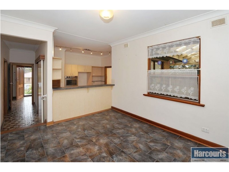 42 Burns Court, Morphett Vale SA 5162