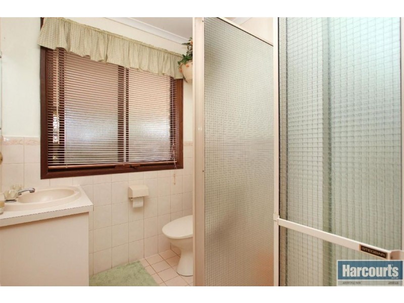 47 Woodlea Drive, Aberfoyle Park SA 5159