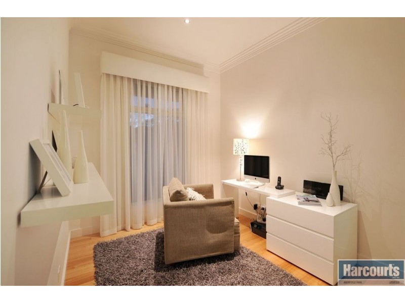 21 Charlson Rise, Chandlers Hill SA 5159