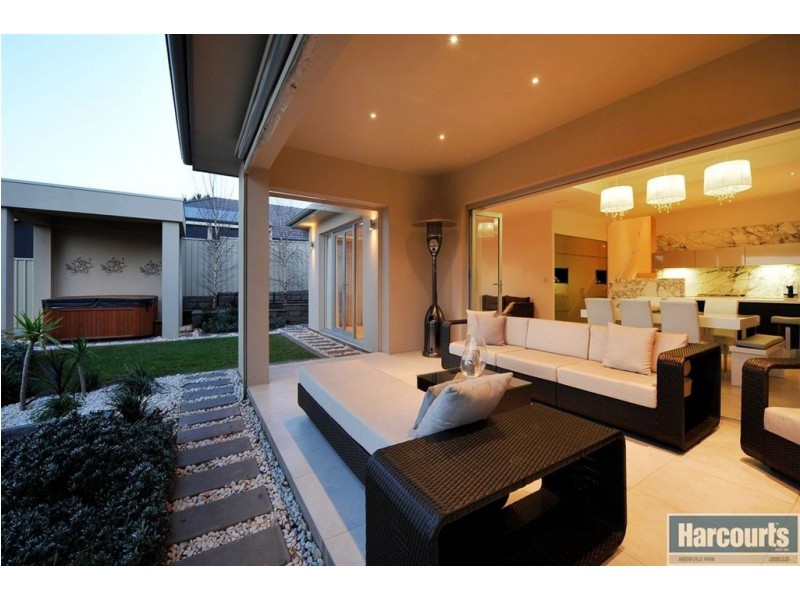 21 Charlson Rise, Chandlers Hill SA 5159