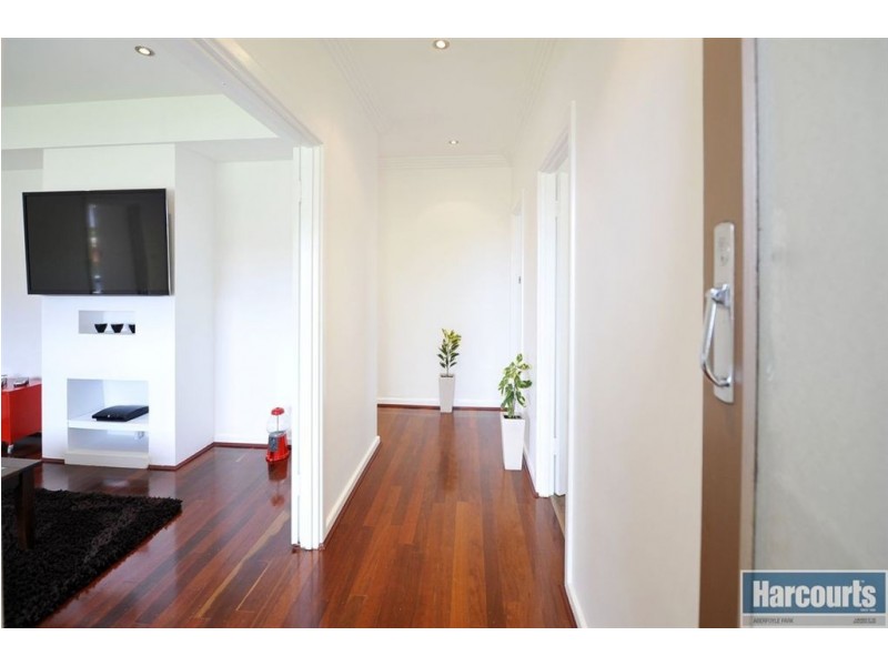 19 Almond Grove, Morphett Vale SA 5162