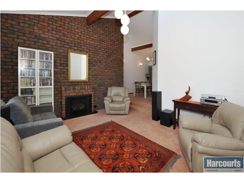 28 Monaco Circuit, Aberfoyle Park SA 5159