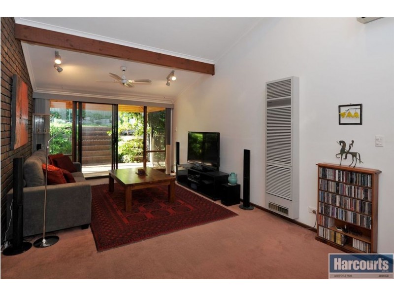 28 Monaco Circuit, Aberfoyle Park SA 5159