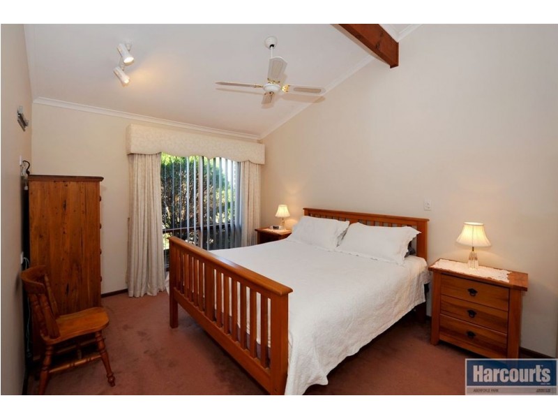 28 Monaco Circuit, Aberfoyle Park SA 5159