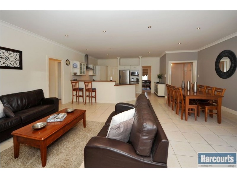 20 Fairfield Road, Mount Barker SA 5251