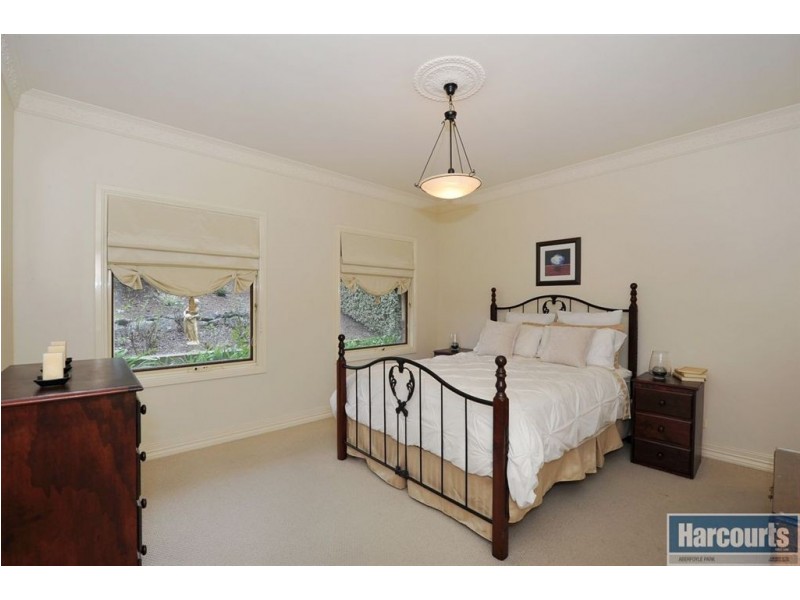 20 Fairfield Road, Mount Barker SA 5251