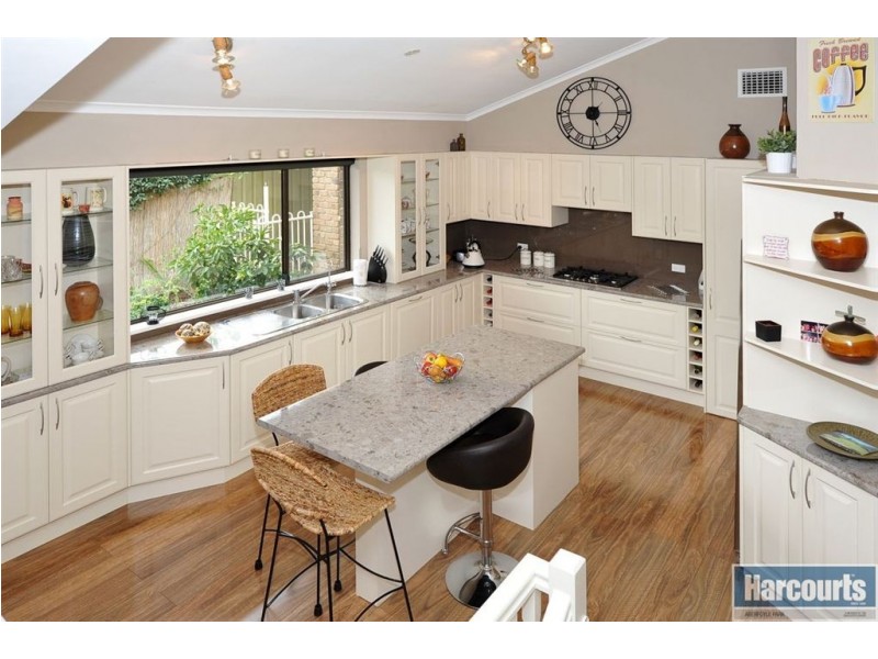 9 Grassdale Rise, Aberfoyle Park SA 5159