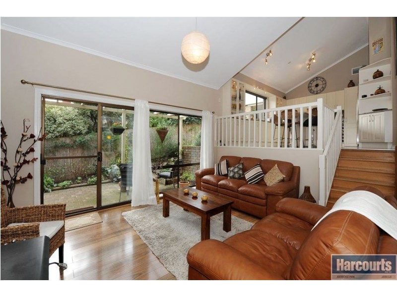 9 Grassdale Rise, Aberfoyle Park SA 5159